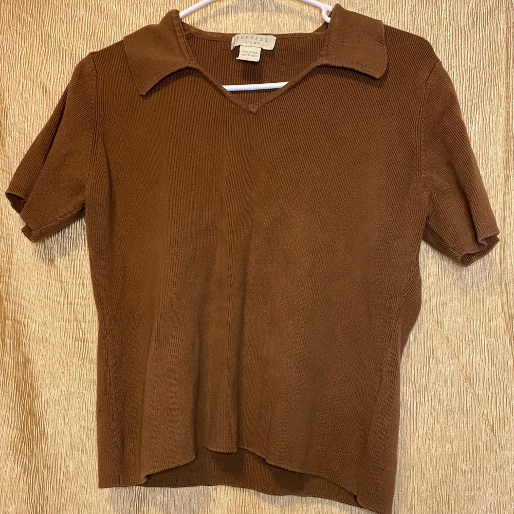 Brown collar crop top